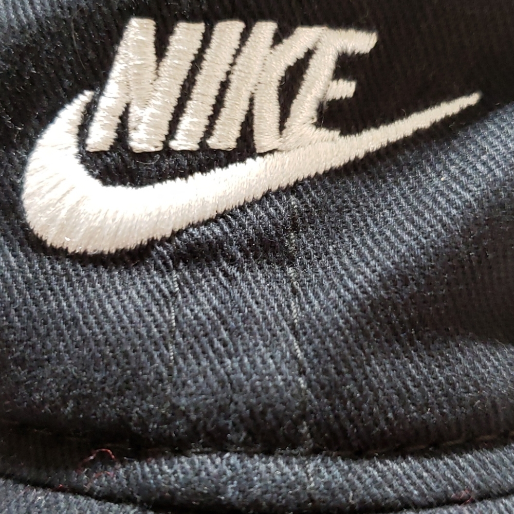Nike kids ball cap black NWT - Picture 6 of 7